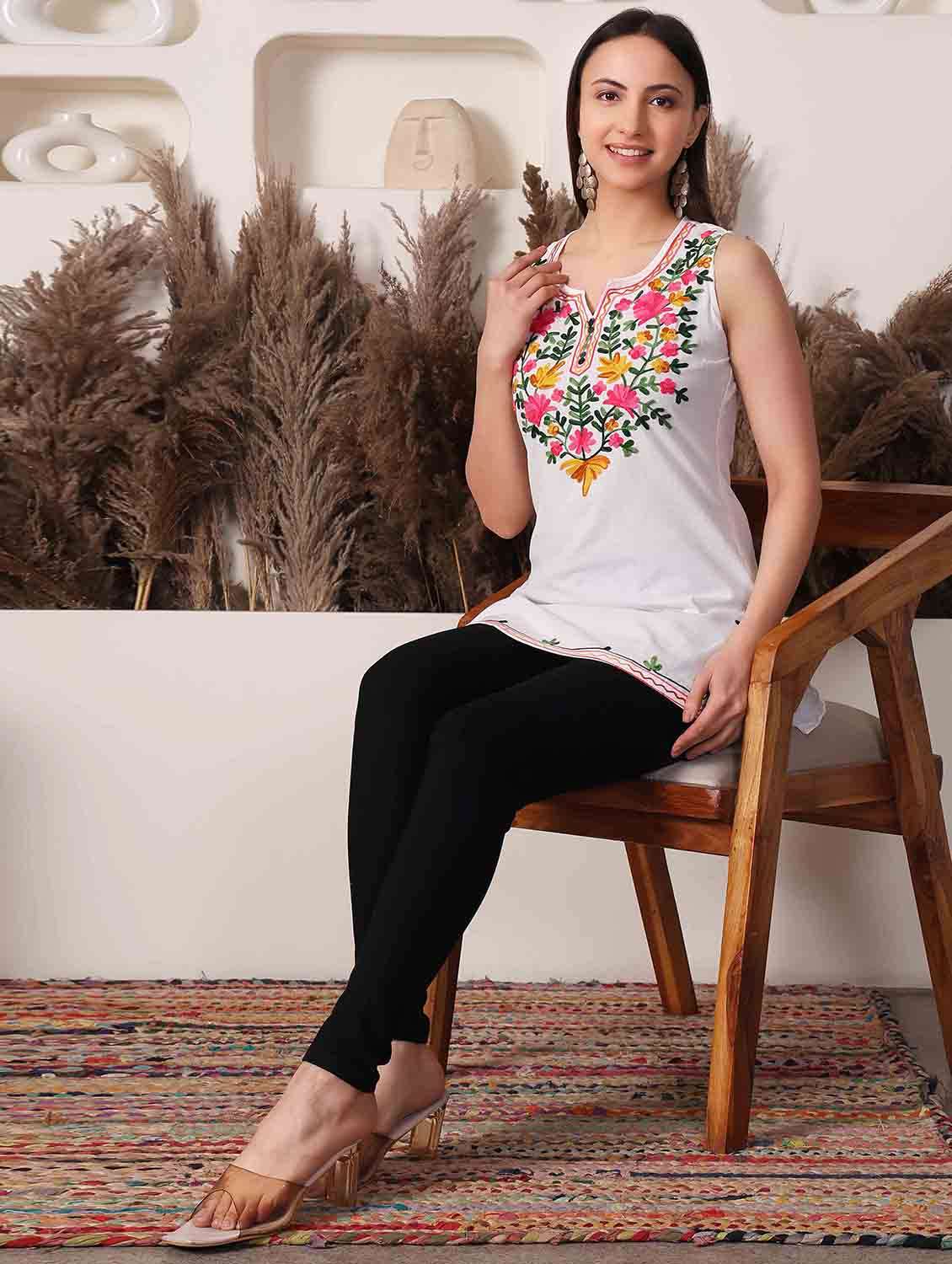 women solid with work notch neck straight kurti - 22385326 -  Standard Image - 5