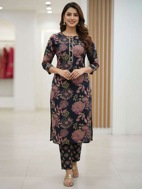 women printed three quarter sleeve kurta and pant set