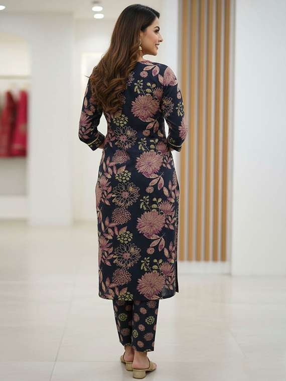 women printed three quarter sleeve kurta and pant set - 22385331 -  Standard Image - 3
