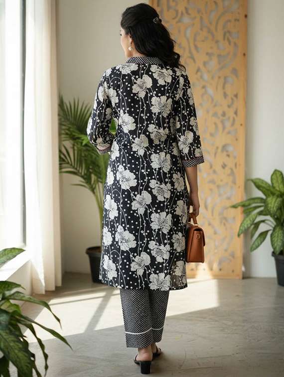 women printed three quarter sleeve kurta and pant set - 22385332 -  Standard Image - 3