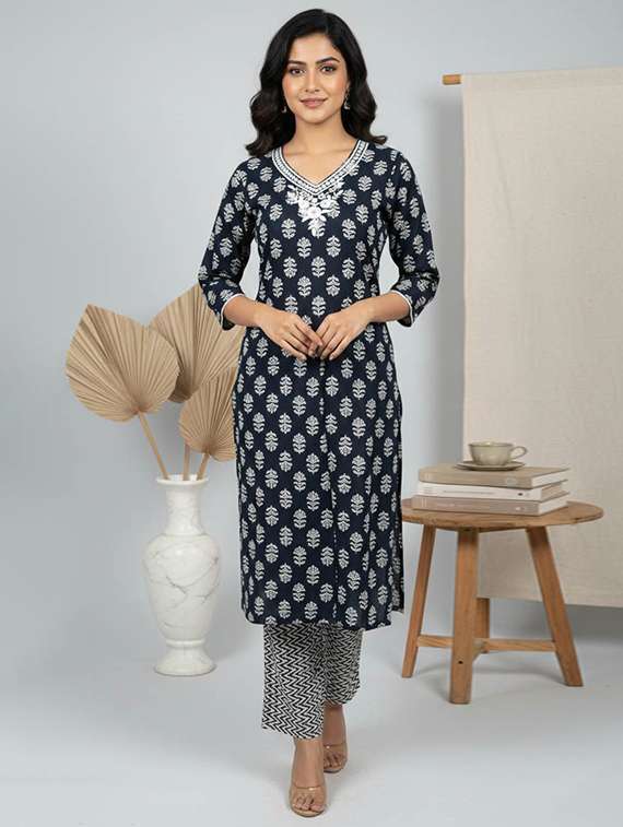 women printed three quarter sleeve kurta and pant set