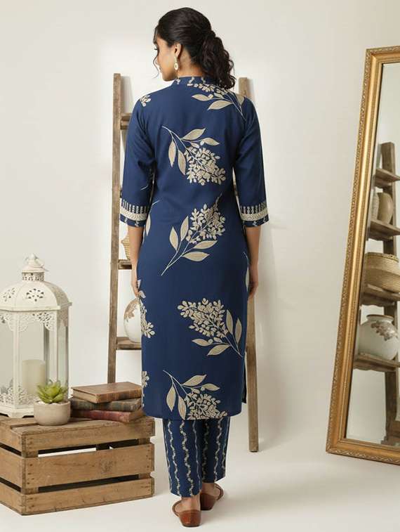 women printed three quarter sleeve kurta and pant set - 22385335 -  Standard Image - 3