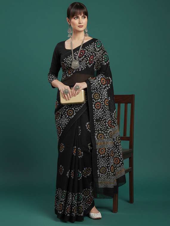 women printed casual wear saree with blouse
