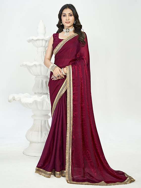 women solid with bordered saree with blouse