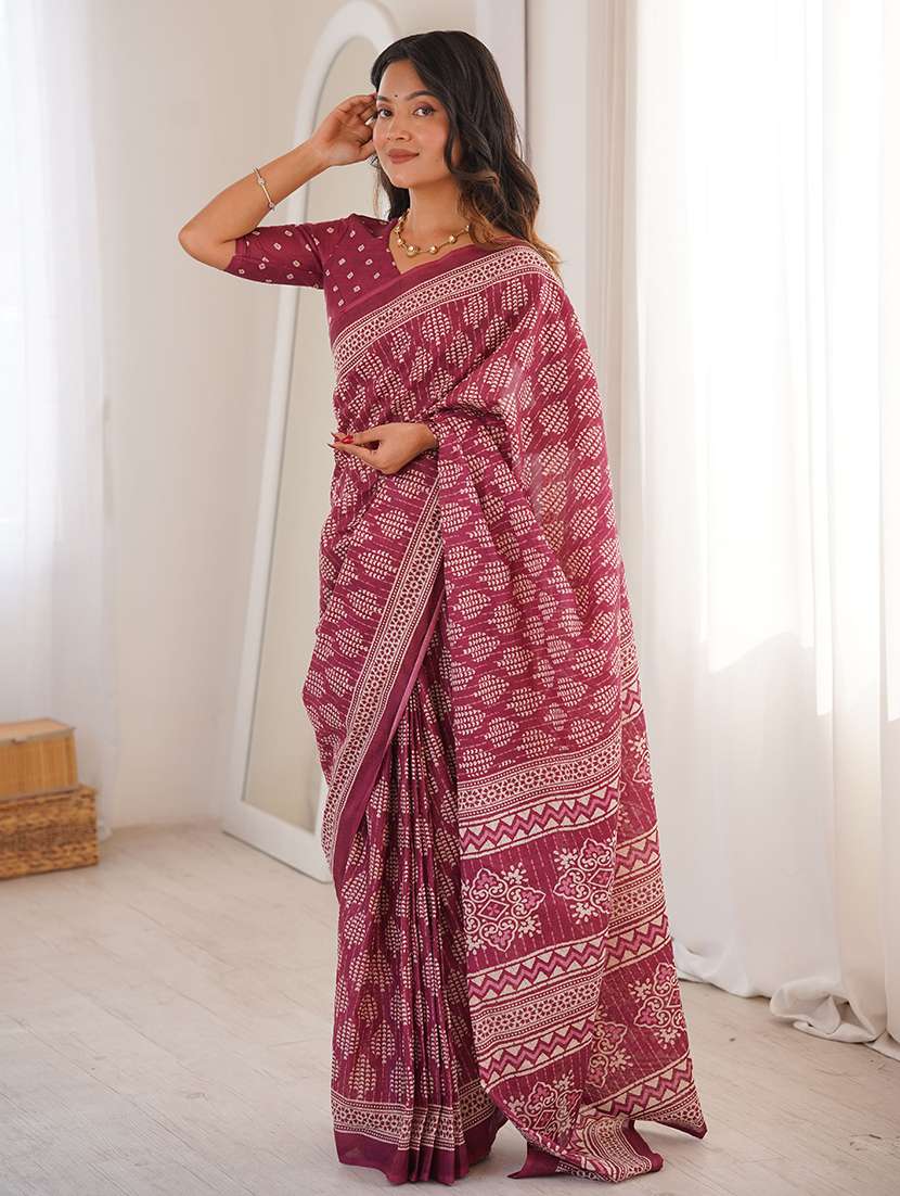 women printed casual wear saree with blouse
