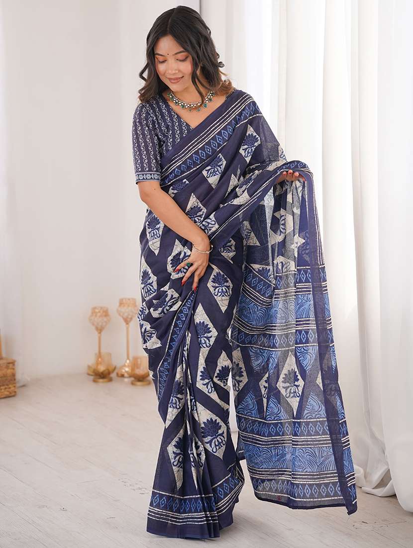 women printed casual wear saree with blouse
