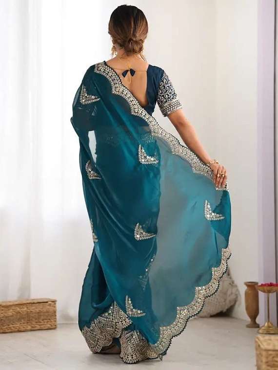 women solid with work embroidered saree with blouse - 22385447 -  Standard Image - 3
