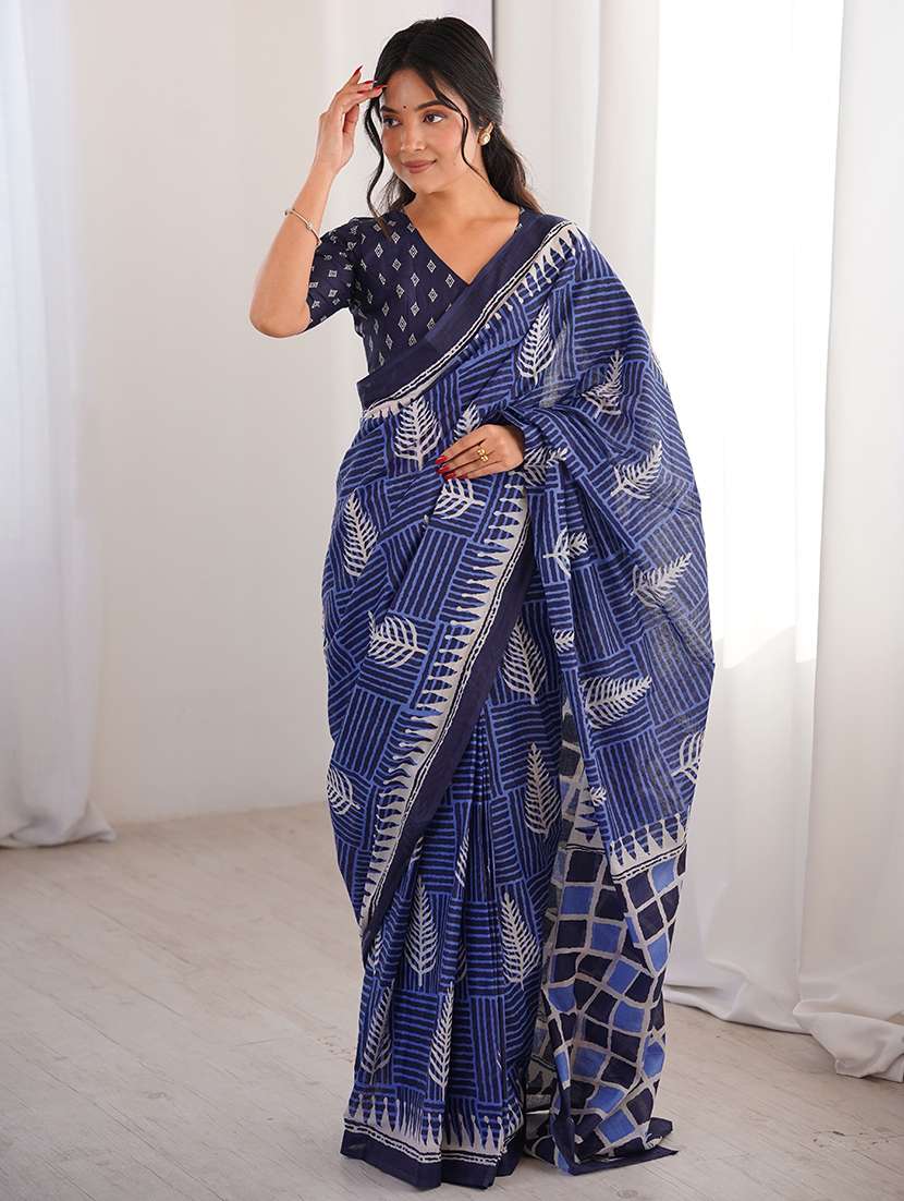 women printed casual wear saree with blouse