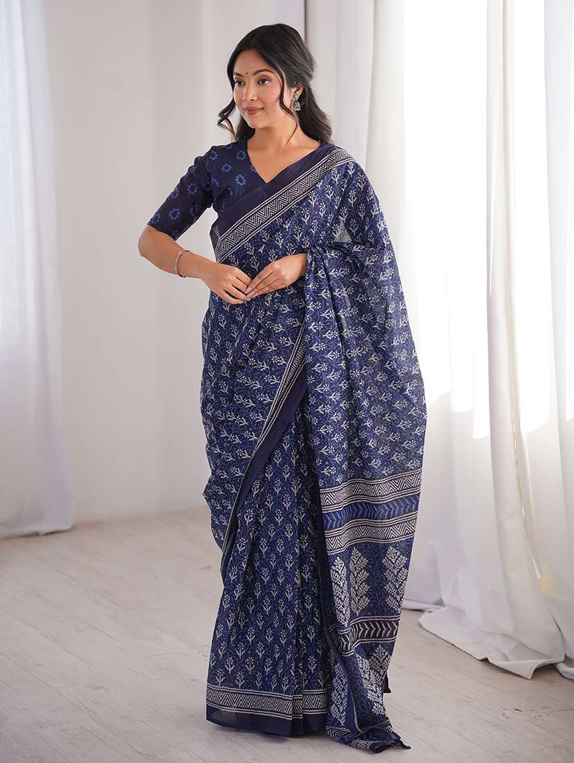 women printed casual wear saree with blouse