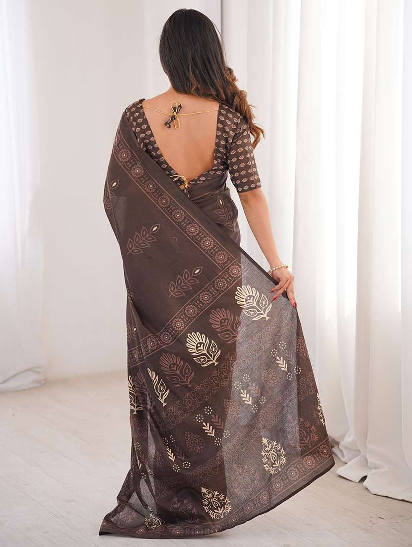 women printed casual wear saree with blouse - 22385461 -  Standard Image - 3