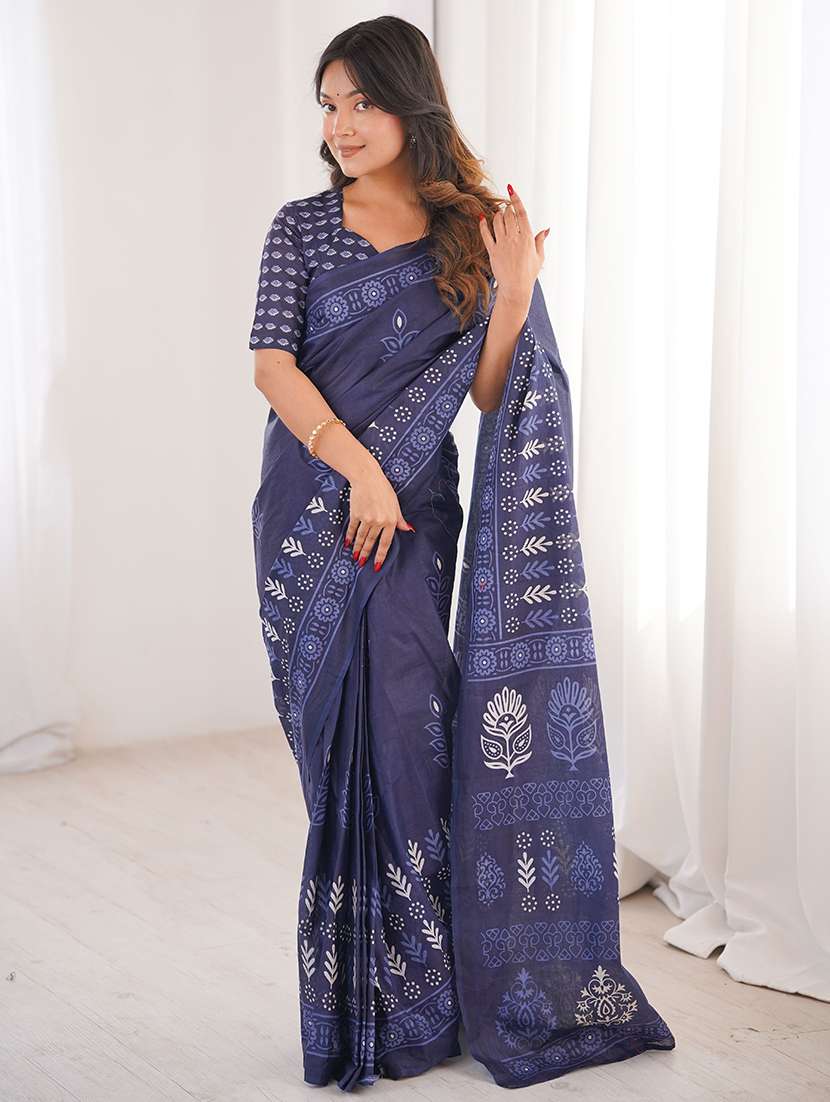 women printed casual wear saree with blouse