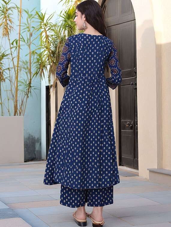 women printed three quarter sleeve kurta palazzo with dupatta set - 22385523 -  Standard Image - 3