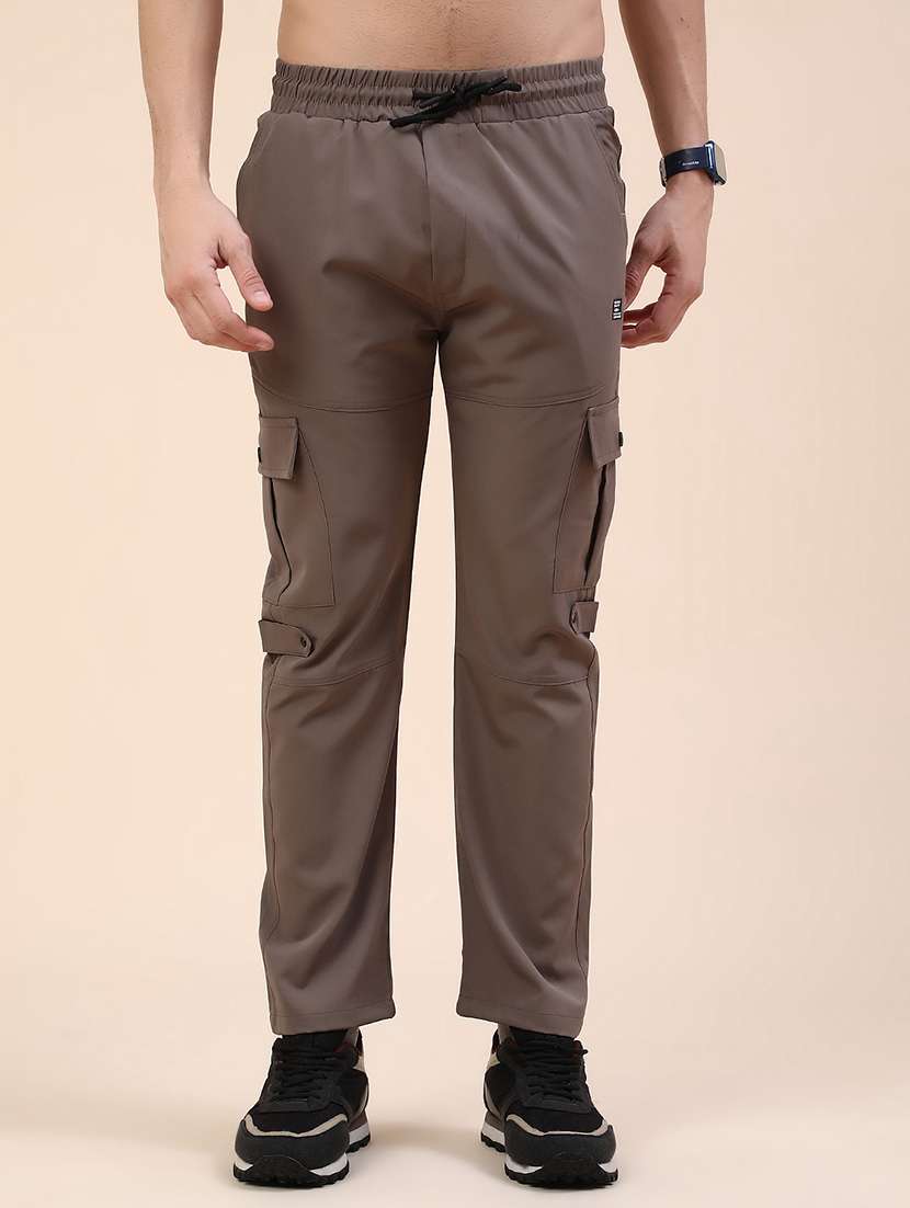 men solid mid rise regular fit cargo 