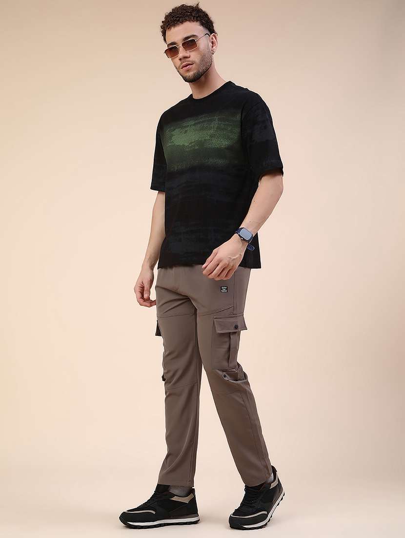 men solid mid rise regular fit cargo  - 22386456 -  Standard Image - 5