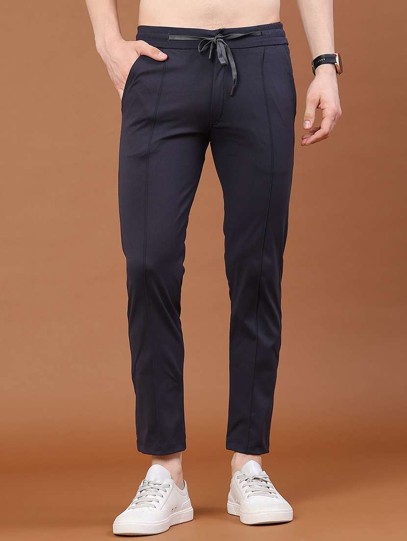 men solid mid rise slim fit track pant