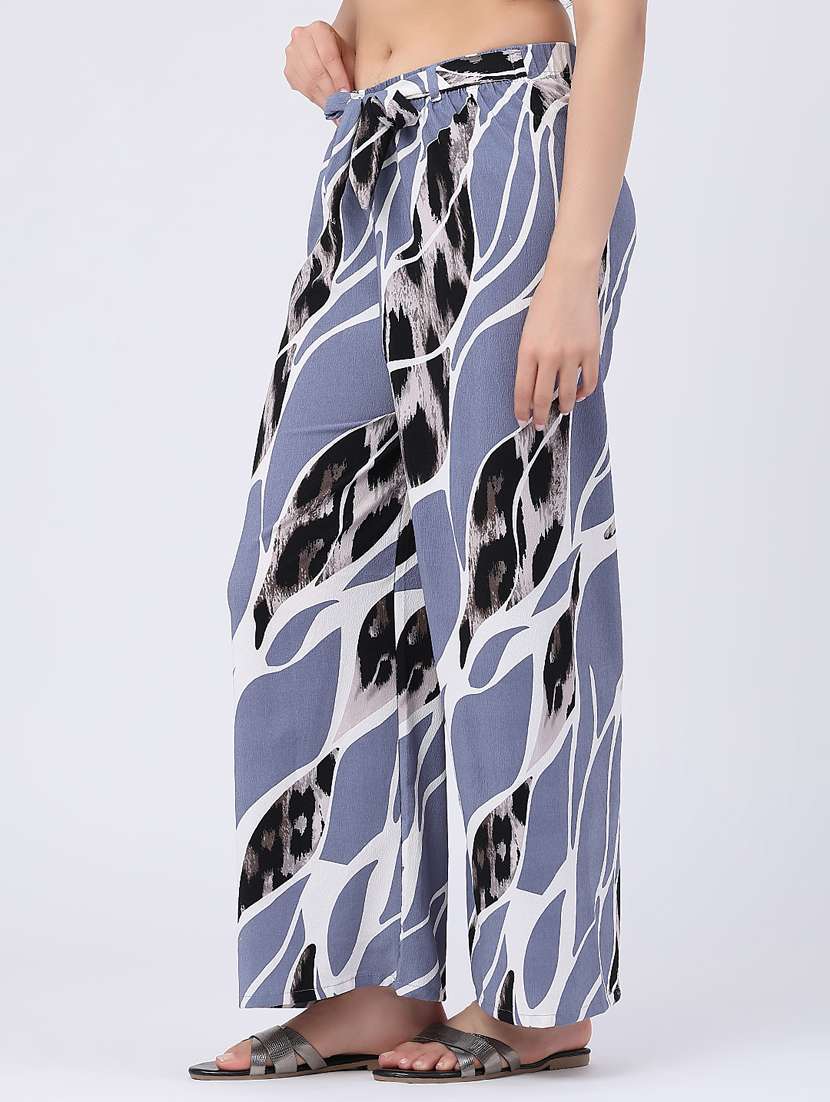 women printed mid rise wide leg trouser - 22386505 -  Standard Image - 3