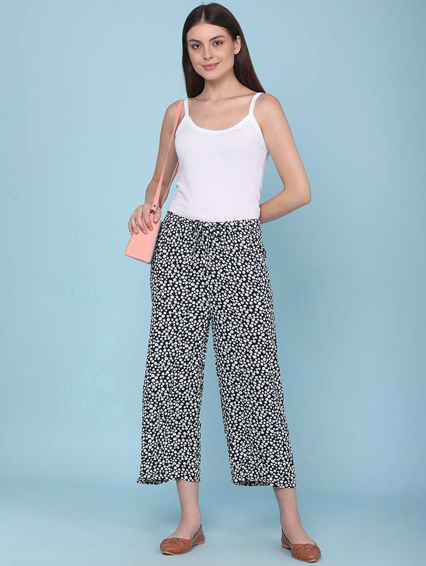 Women Floral Printed Mid Rise Palazzo - 22386548 -  Standard Image - 5