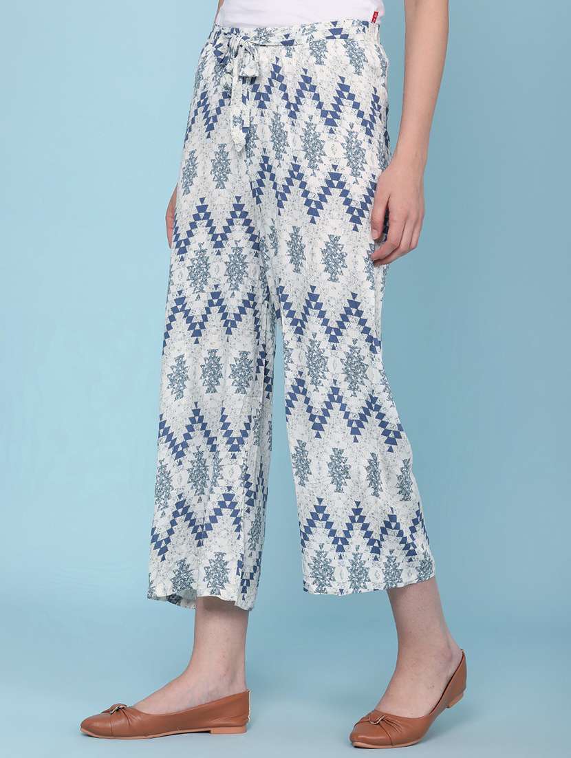 Women Printed Mid Rise Palazzo - 22386550 -  Standard Image - 3