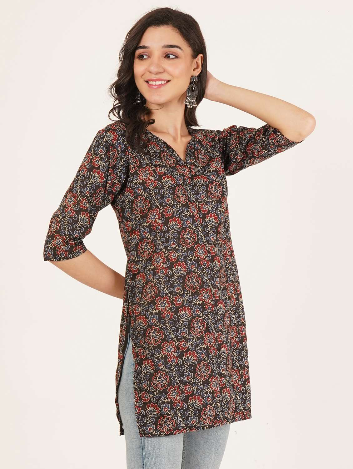 women floral three quarter sleeve straight kurti - 22386951 -  Standard Image - 3