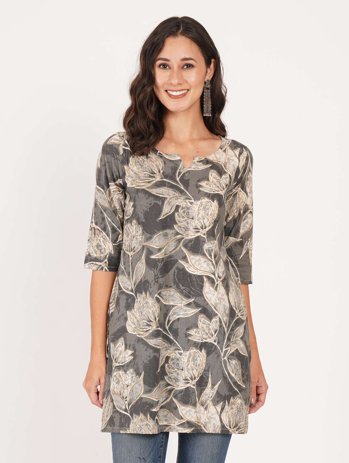 women printed three quarter sleeve straight kurti - 22386956 -  Standard Image - 3
