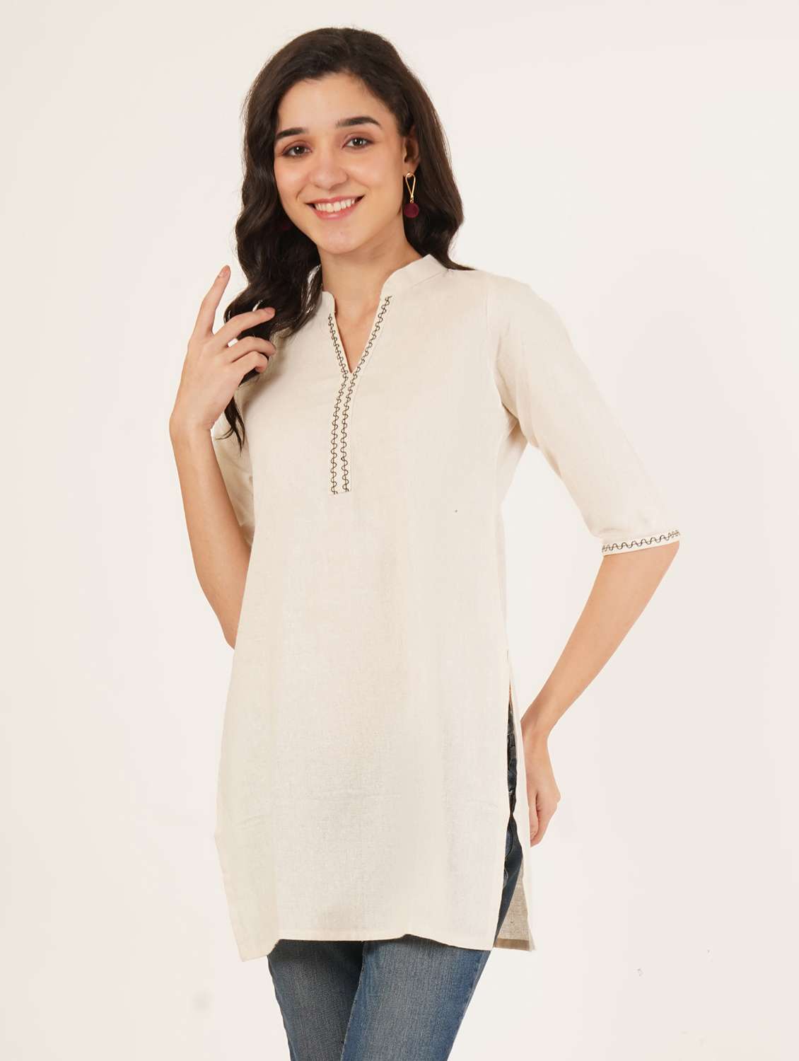 women solid three quarter sleeve straight kurti