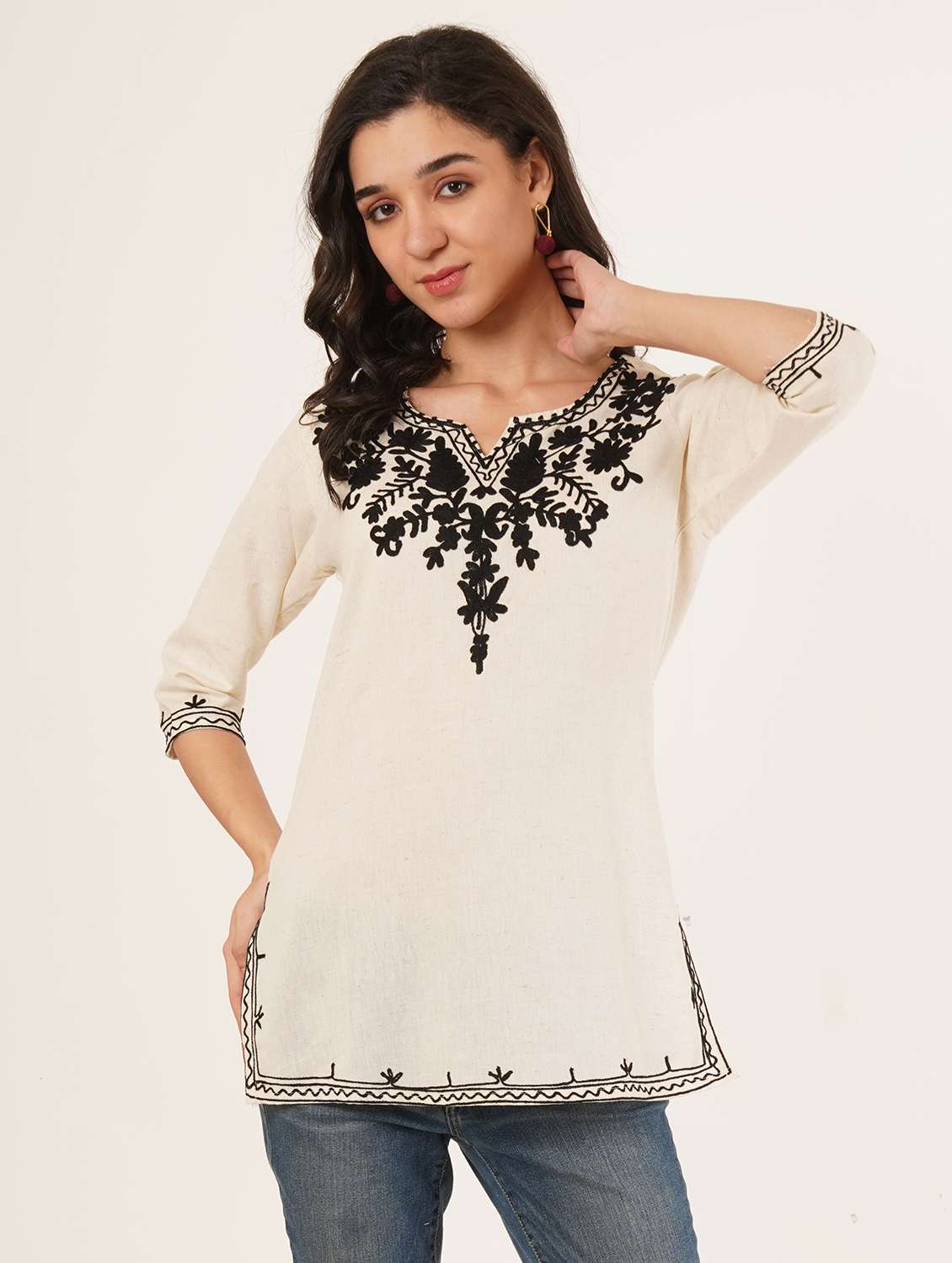 women solid with work notch neck straight kurti - 22387072 -  Standard Image - 3