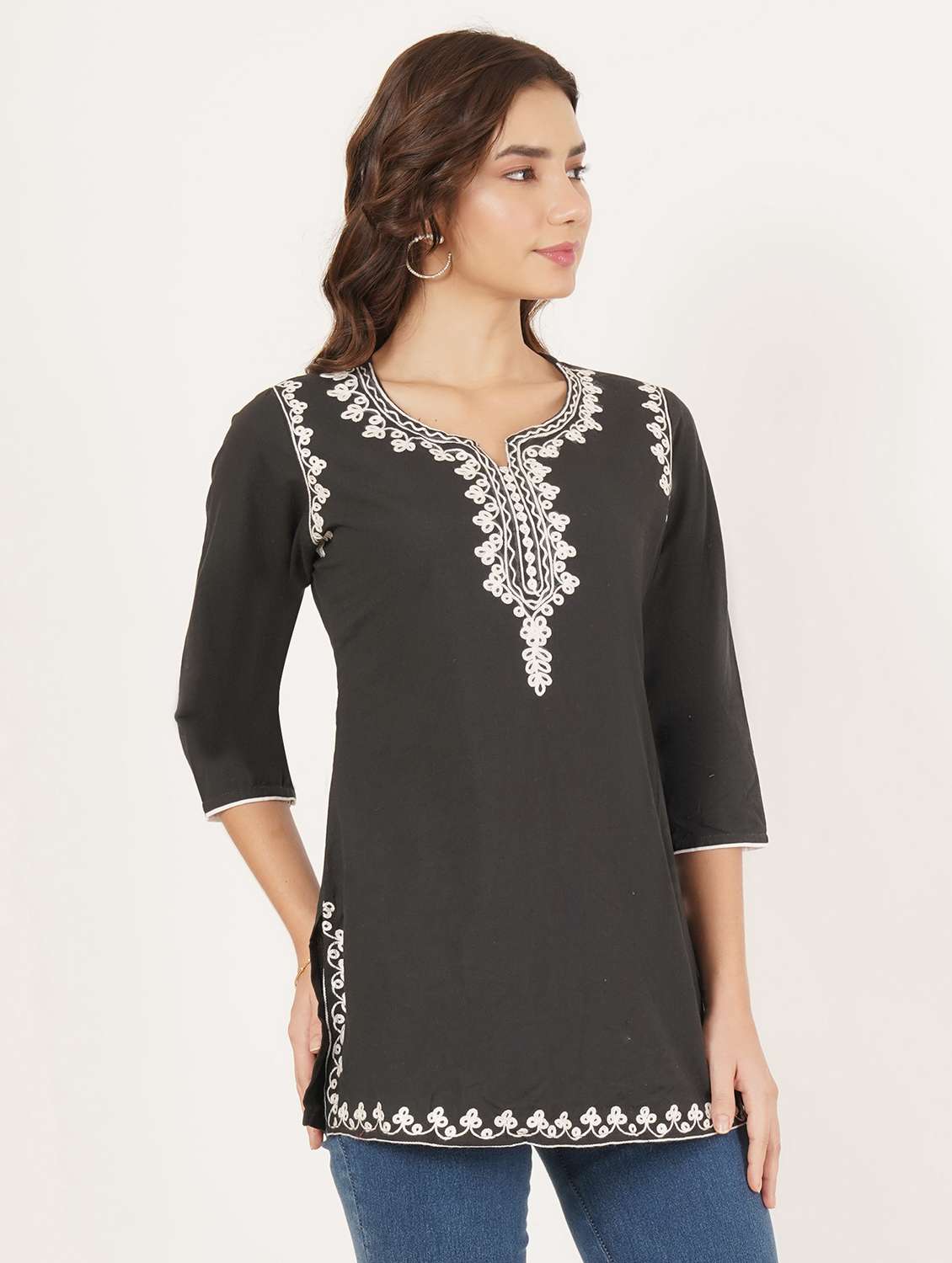 women solid with work notch neck straight kurti - 22387081 -  Standard Image - 3