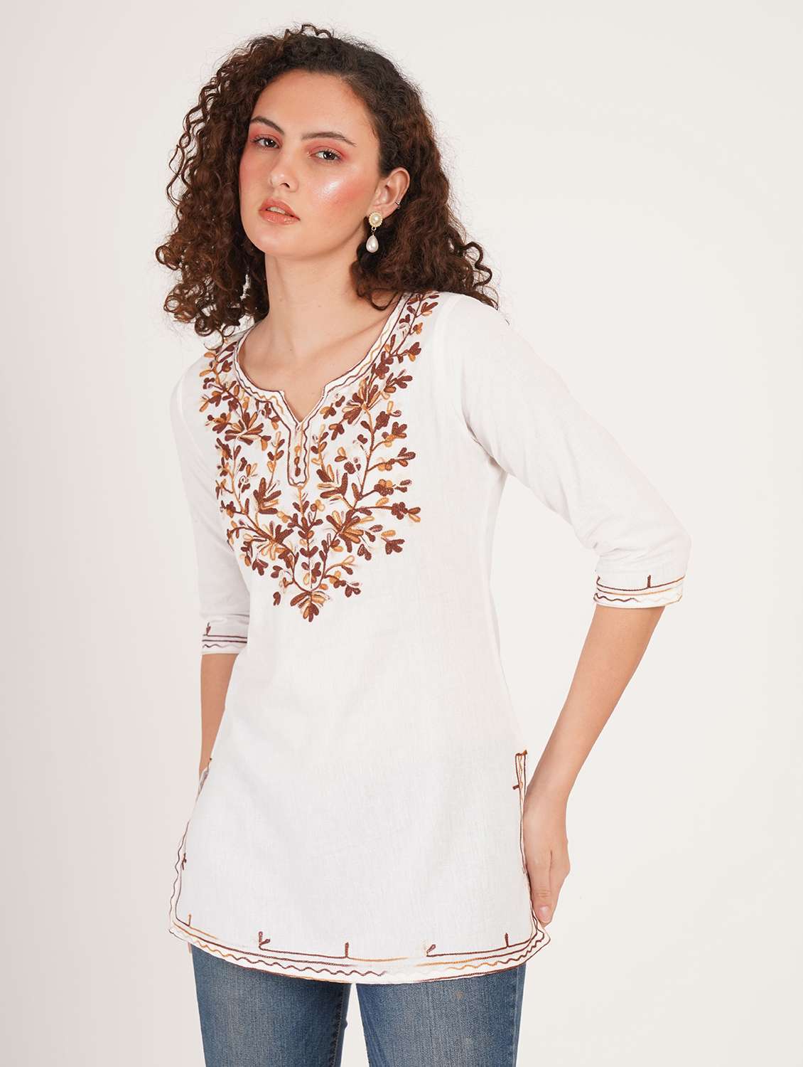 women solid with work notch neck straight kurti - 22387088 -  Standard Image - 3