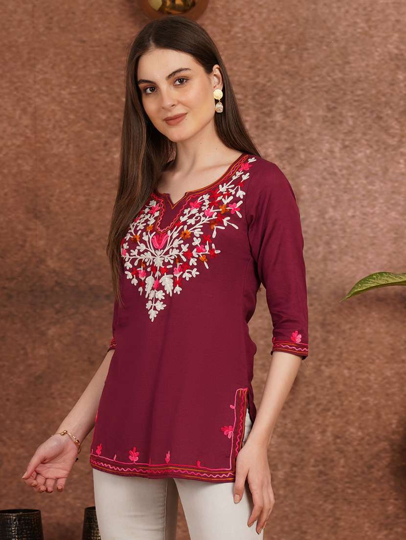 women solid with work notch neck straight kurti - 22387095 -  Standard Image - 3