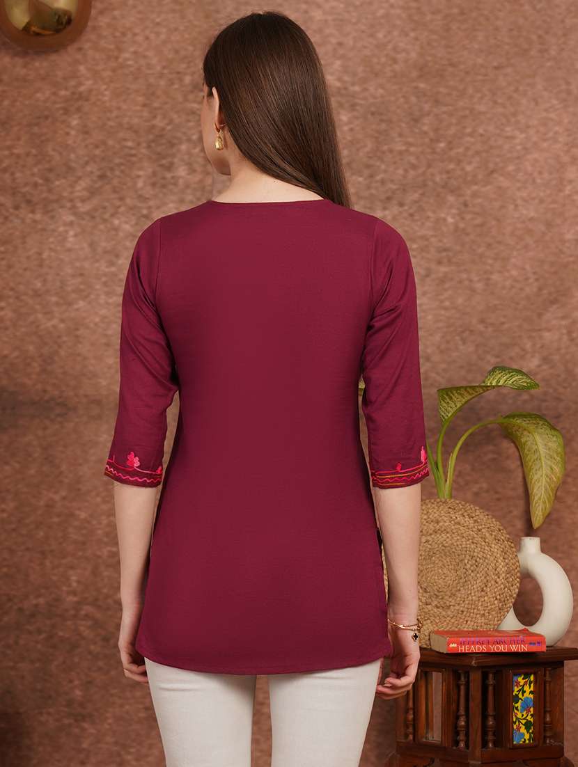 women solid with work notch neck straight kurti - 22387095 -  Standard Image - 5