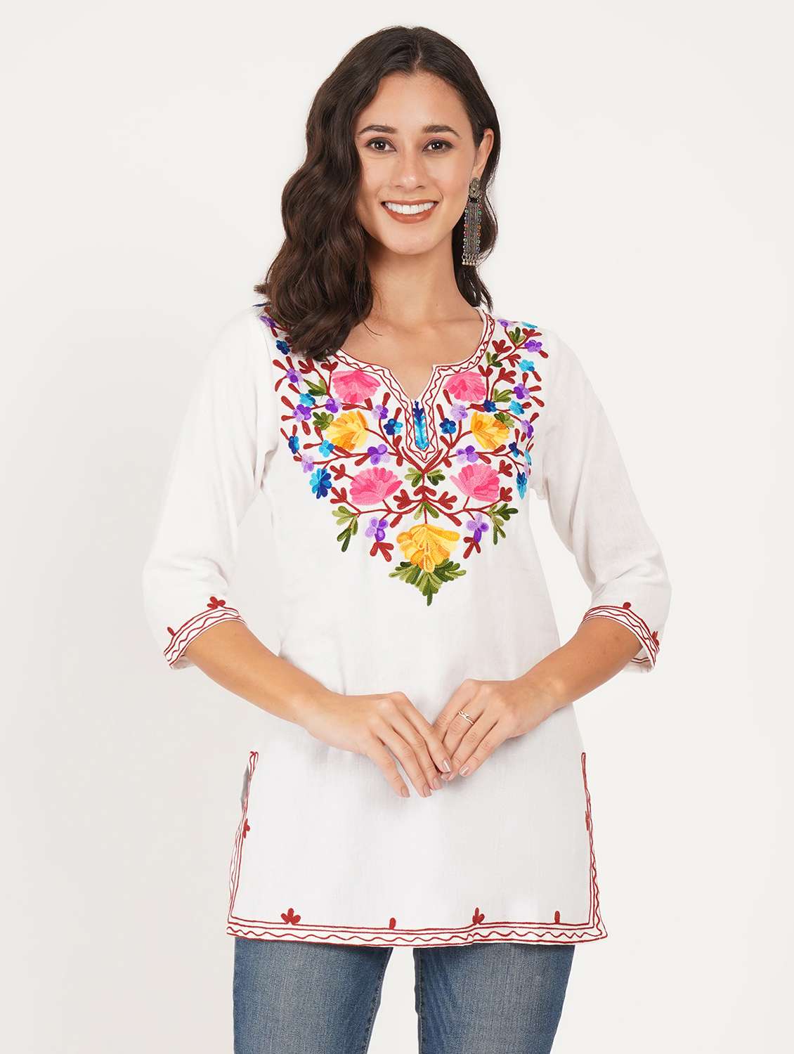 women solid with work notch neck straight kurti