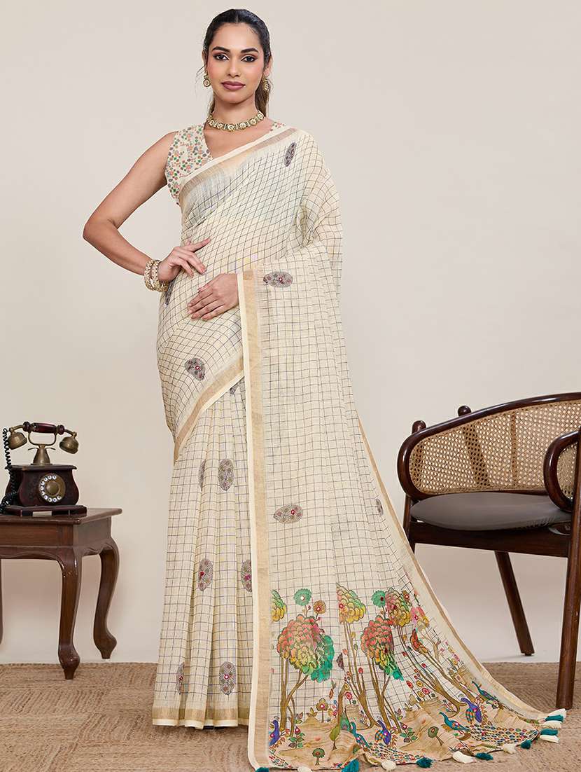 women printed casual wear saree with blouse