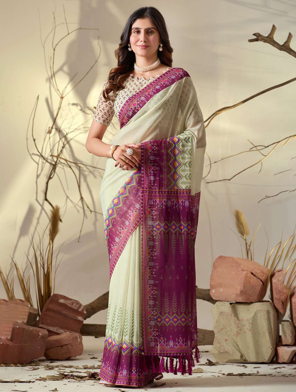 women printed casual wear saree with blouse