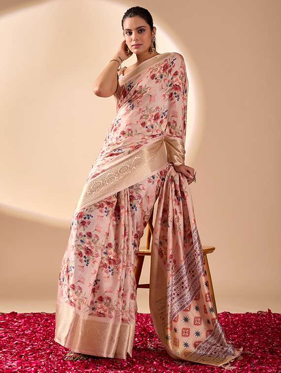 women printed casual wear saree with blouse