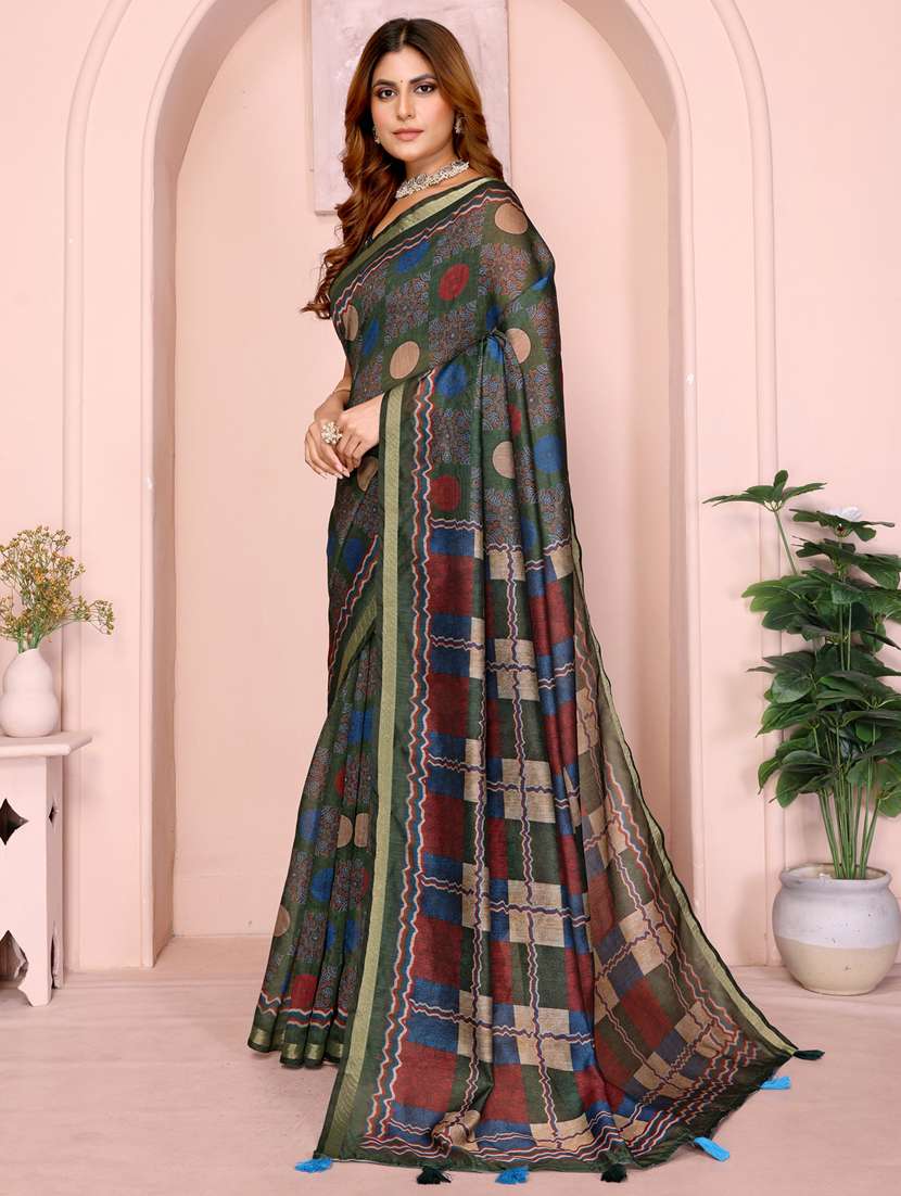 women printed casual wear saree with blouse - 22388886 -  Standard Image - 3
