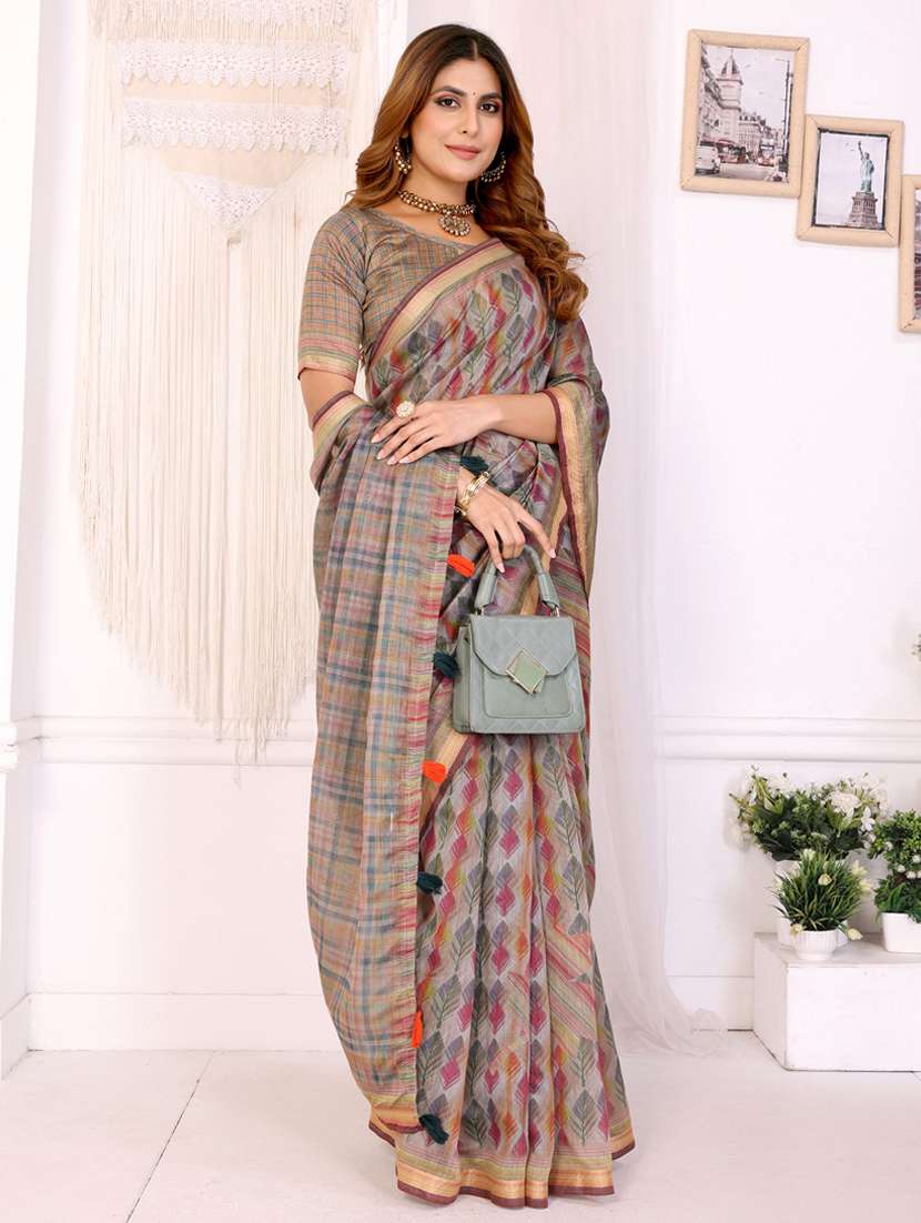 women printed casual wear saree with blouse