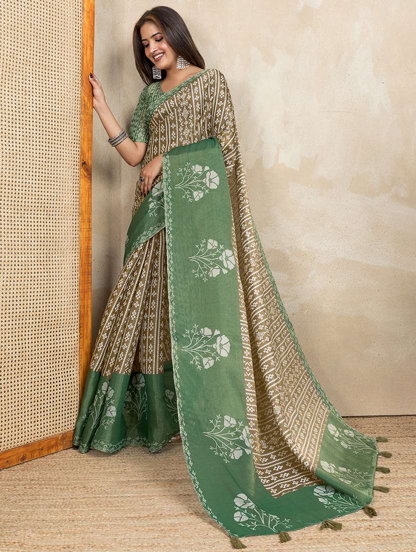 women printed casual wear saree with blouse - 22388915 -  Standard Image - 3