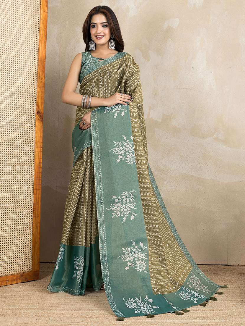 women printed casual wear saree with blouse