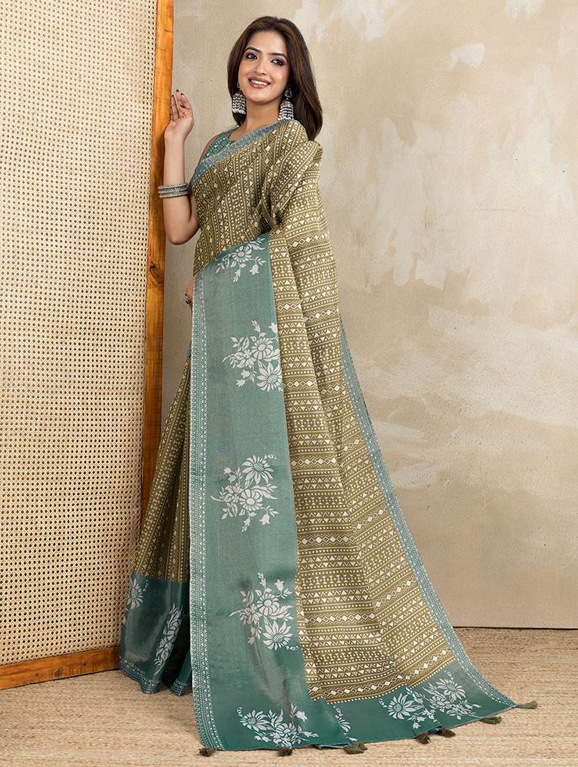 women printed casual wear saree with blouse - 22388919 -  Standard Image - 3