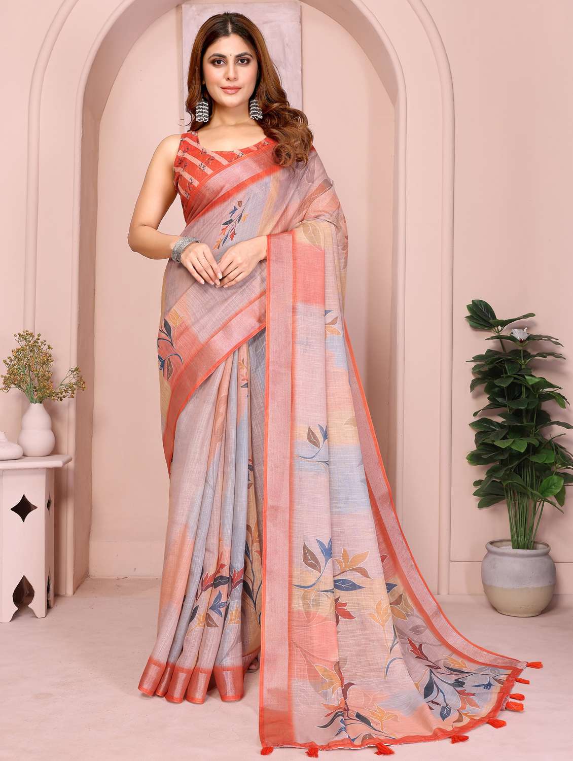 women printed casual wear saree with blouse