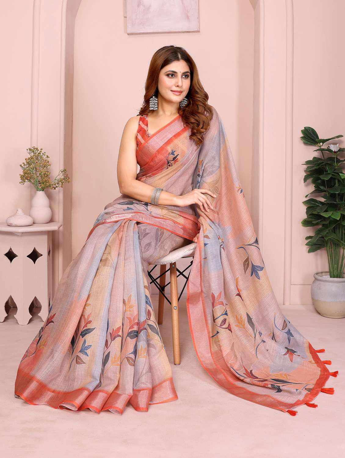 women printed casual wear saree with blouse - 22388931 -  Standard Image - 3