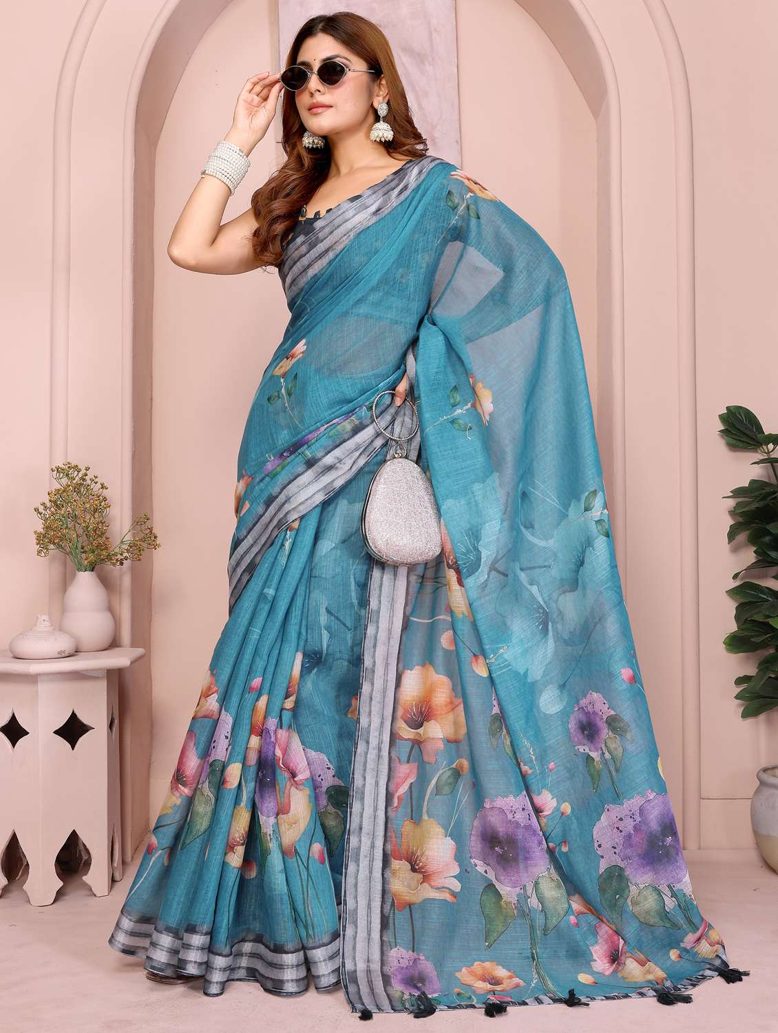 women printed casual wear saree with blouse