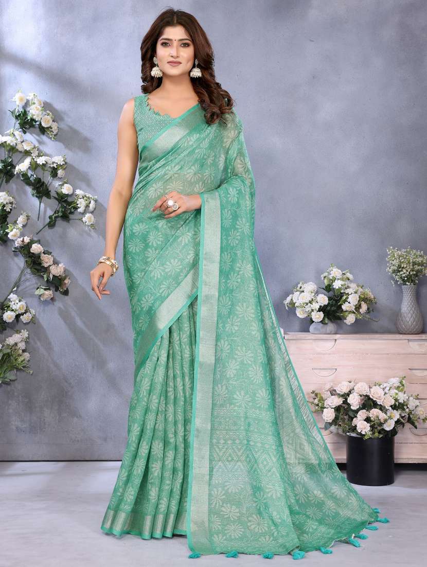 women printed casual wear saree with blouse