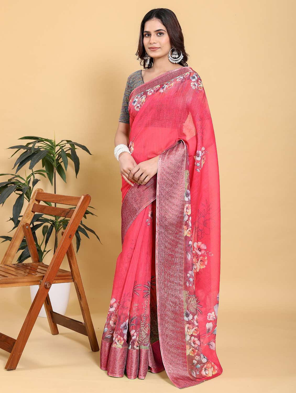 women printed casual wear saree with blouse