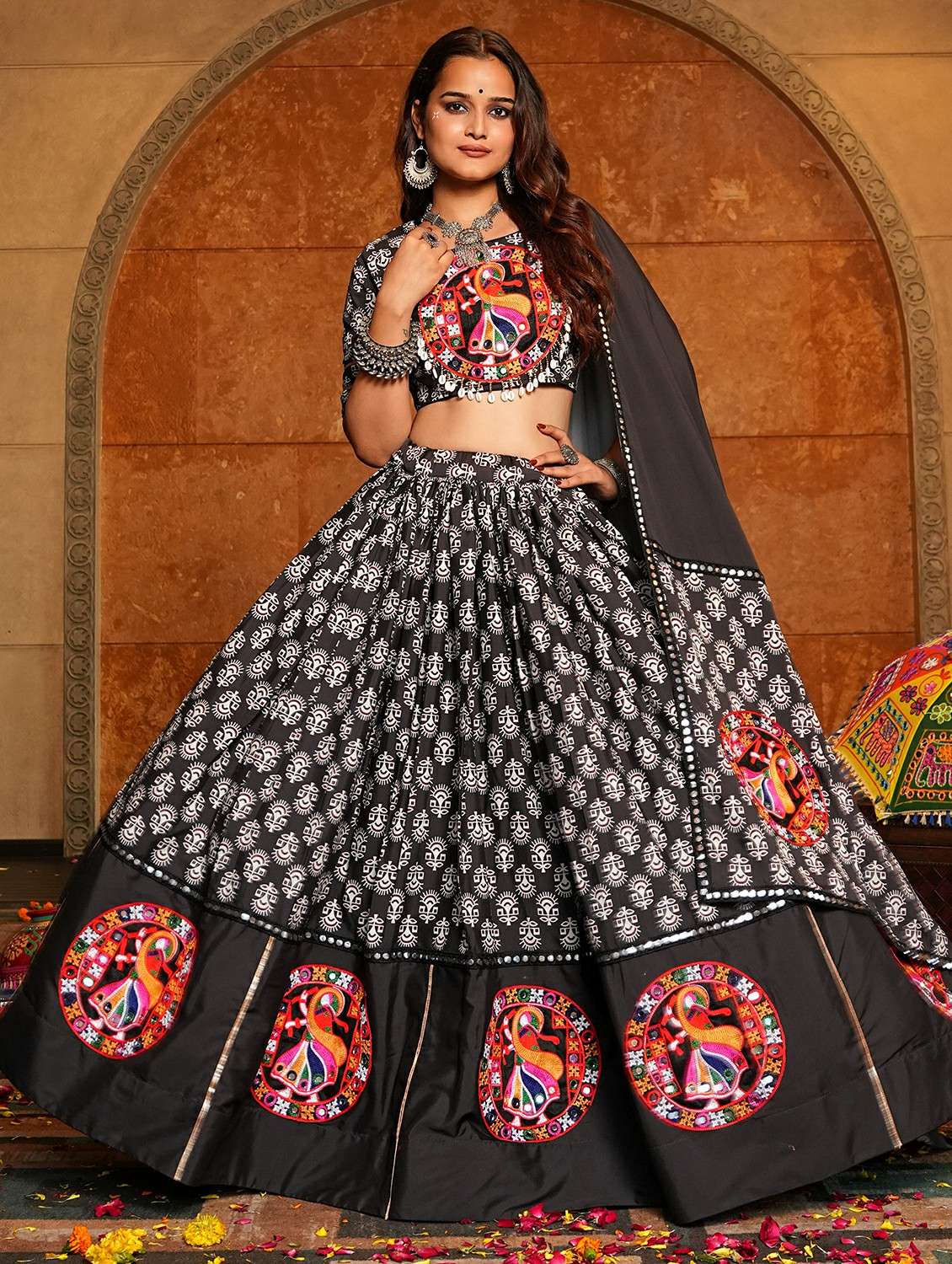 women printed flared semi-stitched lehenga - 22389708 -  Standard Image - 3