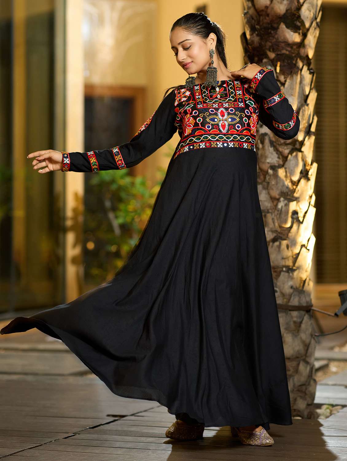 women solid with work long sleeve flared kurta - 22389742 -  Standard Image - 3