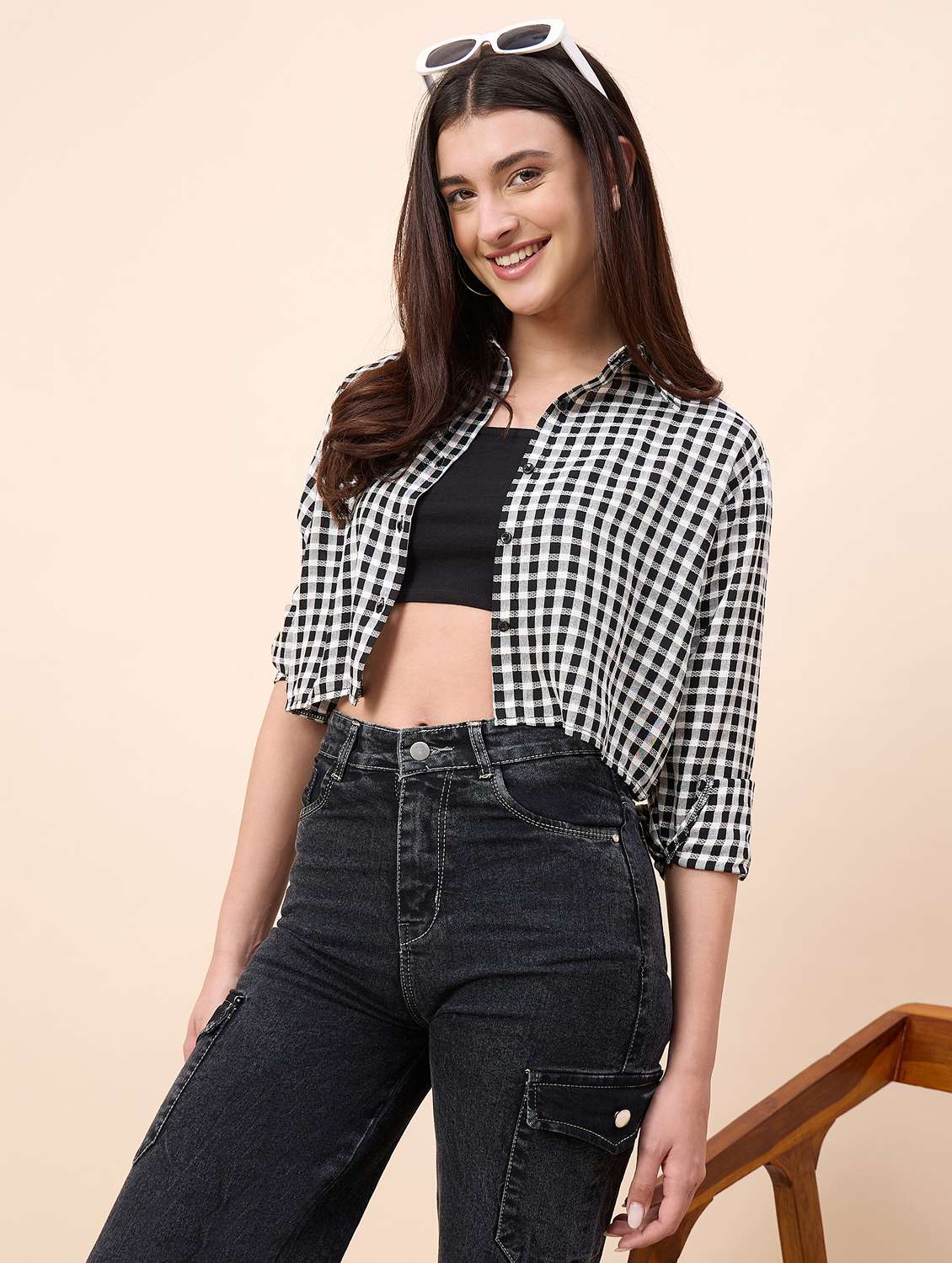 women checkered collared long sleeve crop shirt