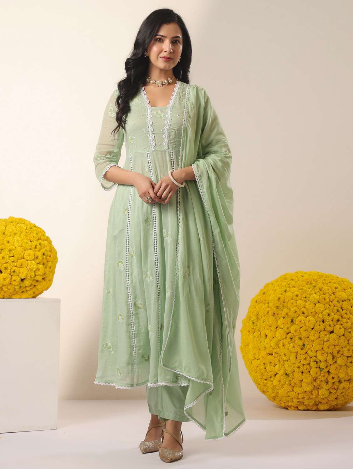 women solid with work three quarter sleeve kurta pant with dupatta set
