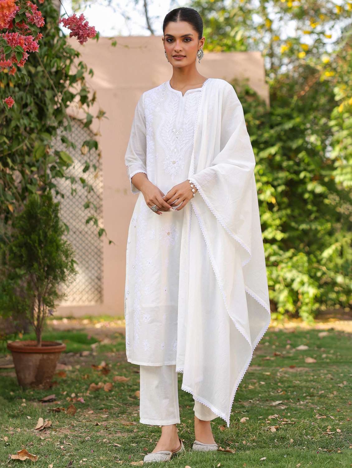 white cotton kurta pant  set - 22390174 -  Standard Image - 3
