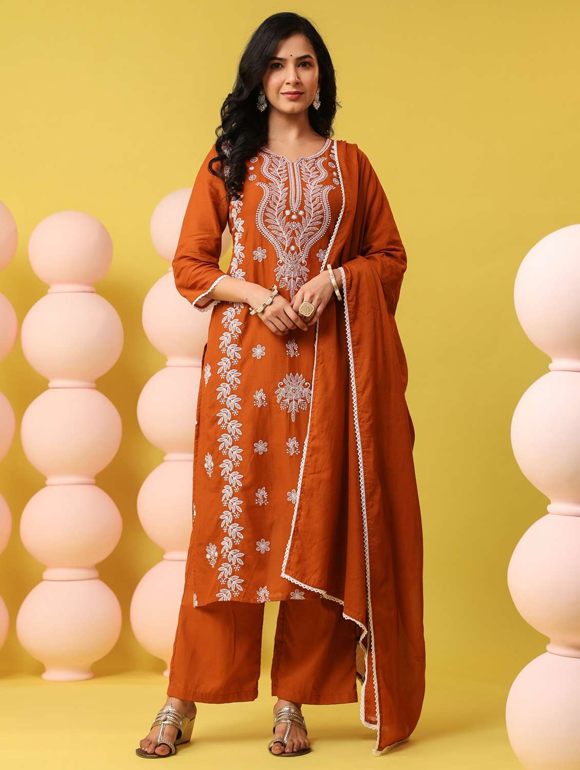women solid with work notch neck kurta pant with dupatta set